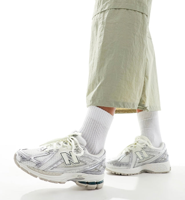 New Balance 1906R Silver Metallic Sea Salt