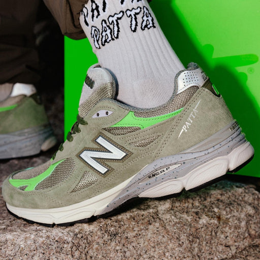 （ M990pp3) New Balance 990v3 Patta Keep Your Family Close ，