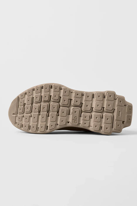 Alo Runner Gravel