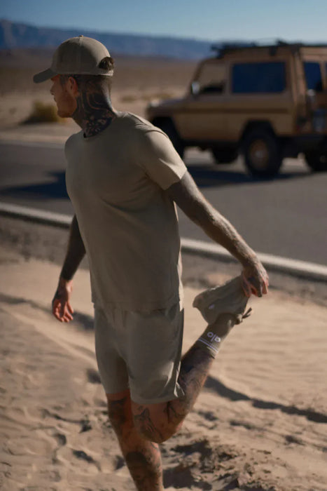 Alo Runner Gravel