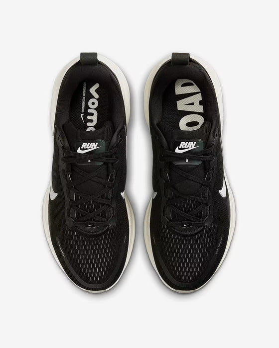 Nike Vomero 18 Black & White