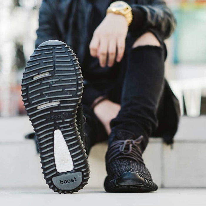 Yeezy boost 350 "Pirate Black"