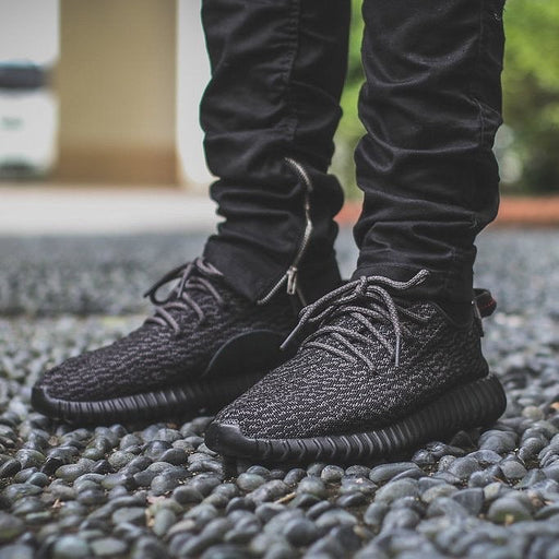 Yeezy boost 350 "Pirate Black"
